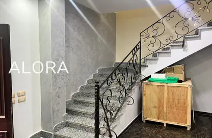 دوبلكس - 4 غرف نوم - 4 حمامات للايجار في شارع البستان - الحي التاسع - الشيخ زايد - الجيزة