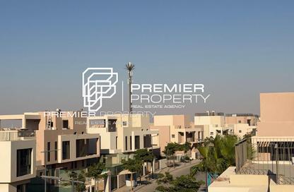 Villa - 5 - 4 for sale in Sodic East - 6th District - New Heliopolis - Cairo