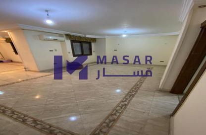 Duplex - 4 Bedrooms - 2 Bathrooms for rent in Al Gezira St. - South Investors Area - New Cairo City - Cairo