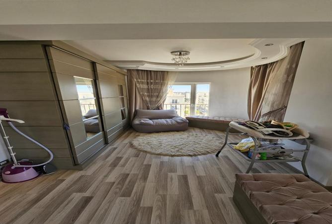 8716763 - Property Image 2