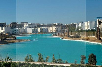 Chalet - 3 - 3 for sale in Beit Al Bahr - Sidi Heneish - North Coast