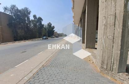 Shop - Studio - 3 Bathrooms for sale in 50th Street - Zahraa El Maadi - Hay El Maadi - Cairo