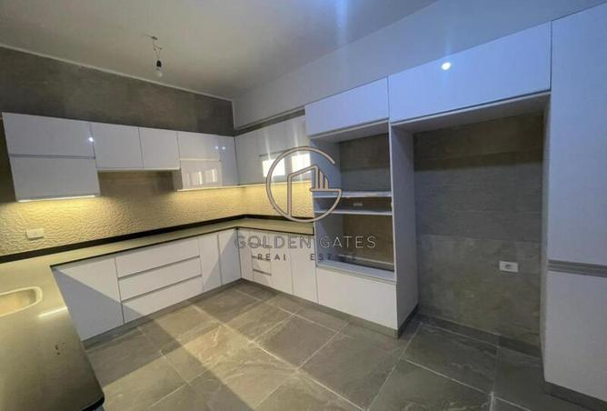 57754124 - Property Main Image