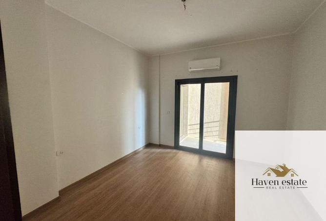 75402958 - Property Image 3