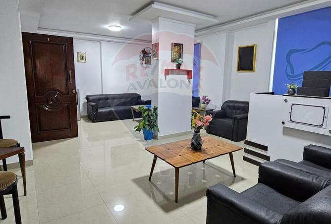 77322485 - Property Image 3