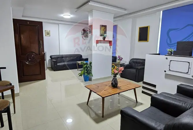 77322485 - Property Image 3