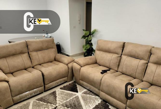 74042038 - Property Image 3