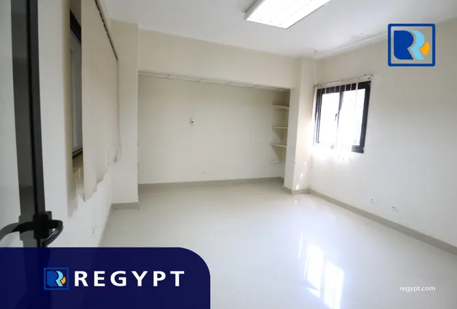 114612052 - Property Image 3