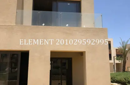 تاون هاوس - 3 غرف نوم - 4 حمامات للبيع في أو ويست - كمبوندات 6 أكتوبر - مدينة 6 أكتوبر - الجيزة