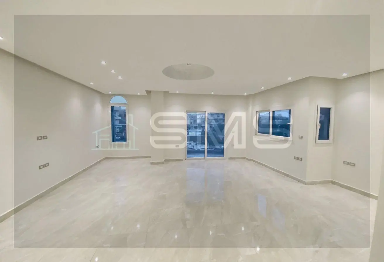 112977434 - Property Main Image