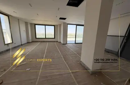 فيلا - 3 غرف نوم - 4 حمامات للايجار في قطامية ديونز - كمبوندات القطامية - القطامية - مدينة القاهرة الجديدة - القاهرة