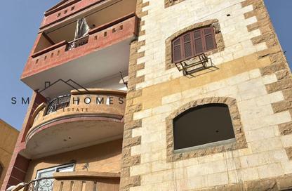 Apartment - 2 Bedrooms - 1 Bathroom for sale in 3rd District - Sheikh Zayed City - Giza