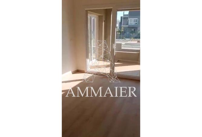 93815284 - Property Image 2