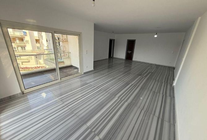 52199390 - Property Image 3