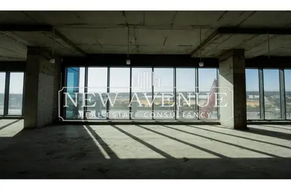 Office Space - Studio - 2 Bathrooms for sale in Golden Gate - South Teseen St. - The 5th Settlement - New Cairo City - Cairo