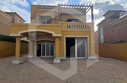 فيلا - 5 غرف نوم - 5 حمامات للبيع في رويال ميدوز - كمبوندات الشيخ زايد - الشيخ زايد - الجيزة