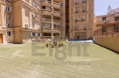 Office Space - Studio - 1 Bathroom for sale in Mostafa Maher St. - Glim - Hay Sharq - Alexandria