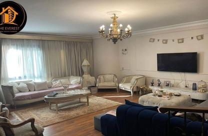 Apartment - 3 Bedrooms - 2 Bathrooms for sale in Degla - Hay El Maadi - Cairo