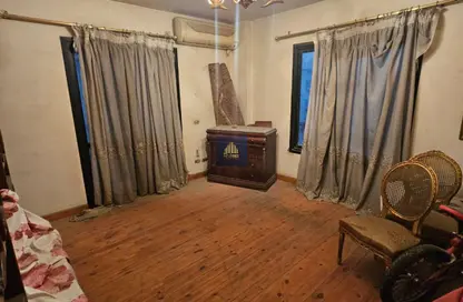 شقة - 3 غرف نوم - 2 حمامات للبيع في الشطر السادس - زهراء المعادي - حي المعادي - القاهرة