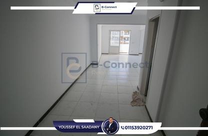 شقة - 3 غرف نوم - 2 حمامات للايجار في بولكلي - حي شرق - الاسكندرية