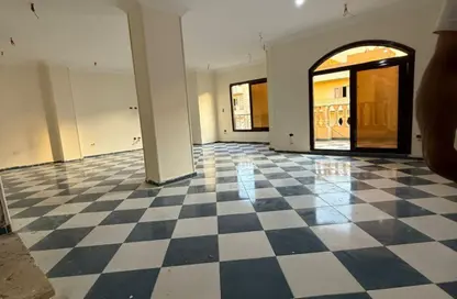 شقة - 3 غرف نوم - 3 حمامات للبيع في شارع الحي الثالث - الحي الثالث - مدينة 6 أكتوبر - الجيزة