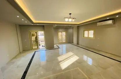 شقة - 3 غرف نوم - 2 حمامات للايجار في شارع رقم 23 - الحي الرابع - التجمع الخامس - مدينة القاهرة الجديدة - القاهرة