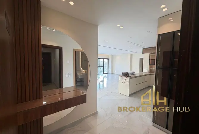 121658844 - Property Image 3