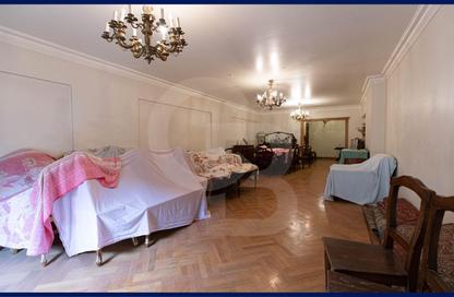 Apartment - 3 Bedrooms - 3 Bathrooms for sale in Ahmed Bek Gharbo St. - Zezenia - Hay Sharq - Alexandria