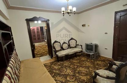 شقة - 3 غرف نوم - 1 حمام للايجار في شارع النصر - سموحة - حي شرق - الاسكندرية