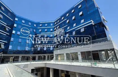 محل - استوديو - 1 حمام للايجار في مركز أعمال كيرنيل - شارع التسعين الشمالي - التجمع الخامس - مدينة القاهرة الجديدة - القاهرة