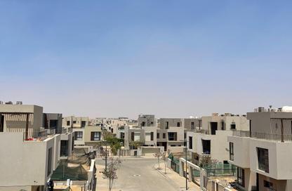فيلا - 5 غرف نوم - 4 حمامات للبيع في سوديك ايست - الحي السادس - هليوبوليس الجديدة - القاهرة