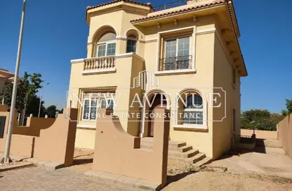 فيلا - 6 غرف نوم - 6 حمامات للبيع في هايد بارك سنترال - التجمع السادس - مدينة القاهرة الجديدة - القاهرة