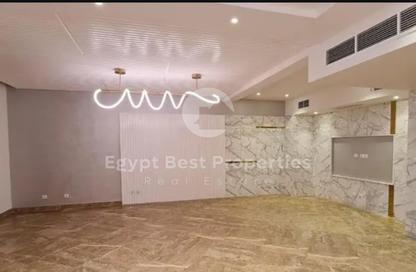 منزل مزدوج - 4 غرف نوم - 4 حمامات للبيع في ليفانا - اب تاون كايرو - المقطم - القاهرة