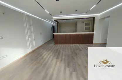 شقة - 3 غرف نوم - 2 حمامات للايجار في ماونتن فيو اى سيتي - كمبوندات التجمع الخامس - التجمع الخامس - مدينة القاهرة الجديدة - القاهرة