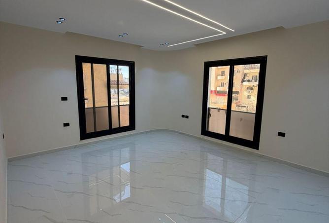 57748377 - Property Image 3