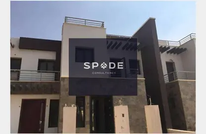 Villa - 6 Bedrooms - 6 Bathrooms for sale in Hyde Park - New Cairo City - Cairo