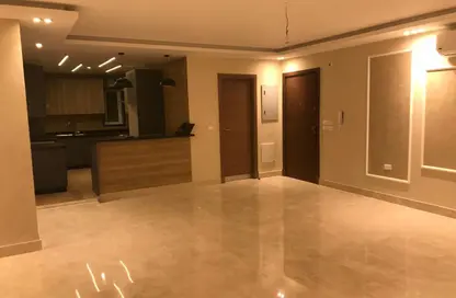 شقة - 4 غرف نوم - 3 حمامات للايجار في جاردن ريزدنس - هايد بارك - مدينة القاهرة الجديدة - القاهرة