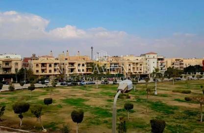 شقة - 3 غرف نوم - 2 حمامات للبيع في شارع عمرو بن العاص - المنطقة ه - حى جنوب الاكايمية - مدينة القاهرة الجديدة - القاهرة