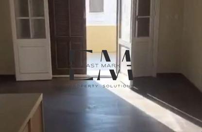 Apartment - 5 Bedrooms - 2 Bathrooms for sale in Haroun Al Rashid St. - Al Gamea Square - Heliopolis - Masr El Gedida - Cairo