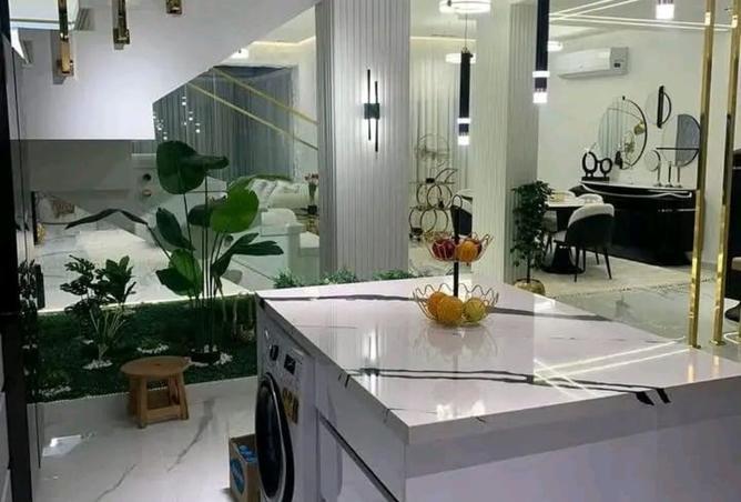 8433449 - Property Image 2