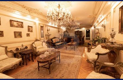 Apartment - 3 Bedrooms - 3 Bathrooms for sale in Al Lewaa Abdel Tawab Hadeb St. - Smouha - Hay Sharq - Alexandria