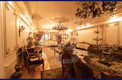 Apartment - 3 Bedrooms - 3 Bathrooms for sale in Al Lewaa Abdel Tawab Hadeb St. - Smouha - Hay Sharq - Alexandria