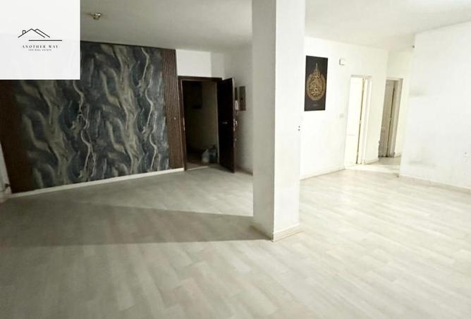 73489644 - Property Image 2