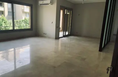 Apartment - 2 Bedrooms - 2 Bathrooms for sale in Palm Hills Village Gate - South Investors Area - New Cairo City - Cairo