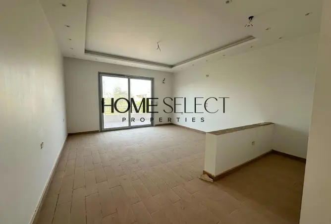 98008556 - Property Image 3