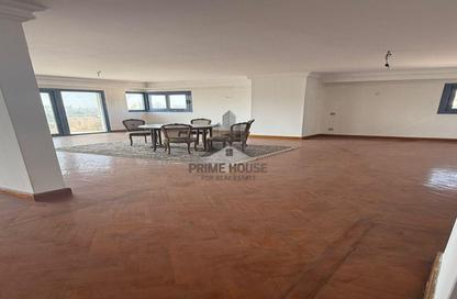 Apartment - 4 Bedrooms - 3 Bathrooms for sale in Ahmed Zewail Square - Waboor Elmayah - Hay Wasat - Alexandria