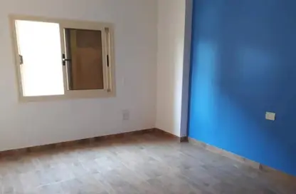 شقة - 3 غرف نوم - 2 حمامات للبيع في شارع بيرم التونسي - النرجس 1 - النرجس - مدينة القاهرة الجديدة - القاهرة