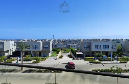 شاليه - 3 غرف نوم - 2 حمامات للبيع في أزهى - العين السخنة - السويس