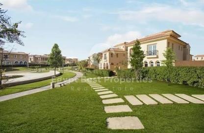 Villa - 4 - 4 for sale in Cluster 1 - Hyde Park - New Cairo City - Cairo