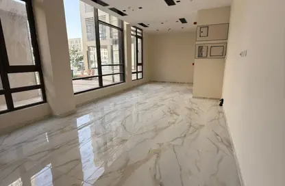 Office Space - 2 Bedrooms - 1 Bathroom for rent in District 5 - 5th Settlement Compounds - The 5th Settlement - New Cairo City - Cairo